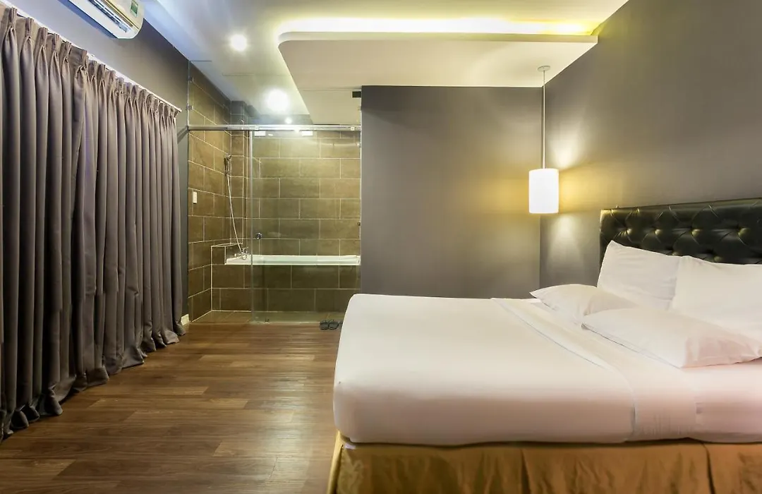 Aha Friday Hotel Phan Xich Long-1